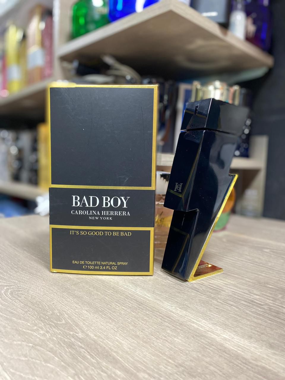 PERFUME - BAD BOY CAROLINA HERRERA - REPLICA 1.1